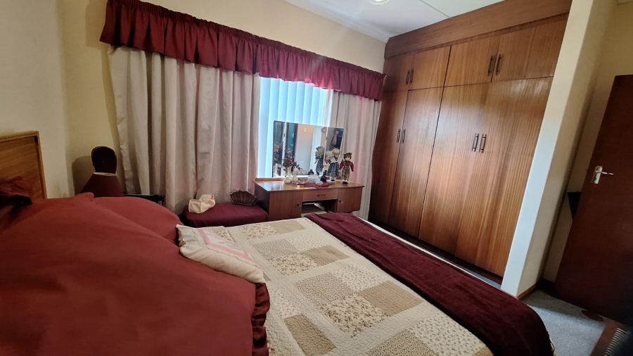 3 Bedroom Property for Sale in Stilbaai Wes Western Cape